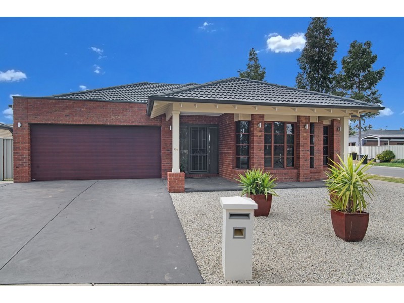 136 Myrtle Rd, Epsom VIC 3551
