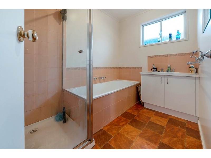 1A Lethebys Road, Sailors Gully VIC 3556