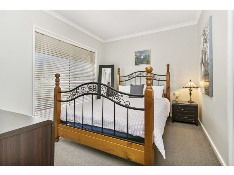 211A Aspinall Street, Kangaroo Flat VIC 3555
