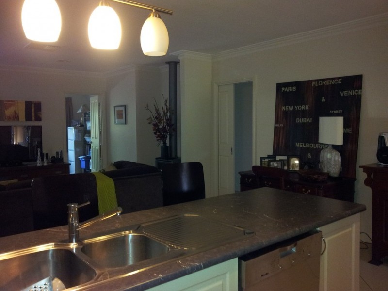 4 Alkoomi Court, Epsom VIC 3551