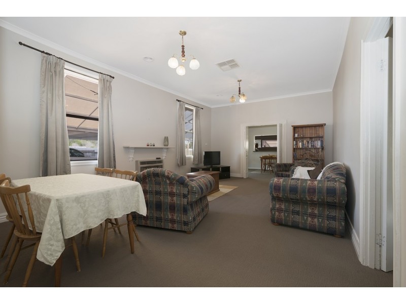 25 Walls Street, Eaglehawk VIC 3556