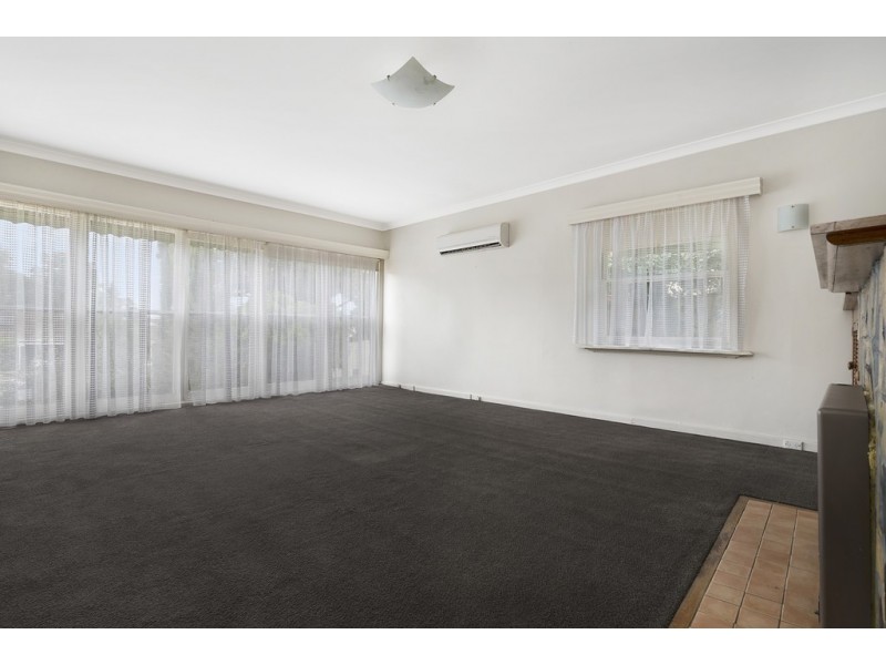 177 St Aidans Rd, Kennington VIC 3550