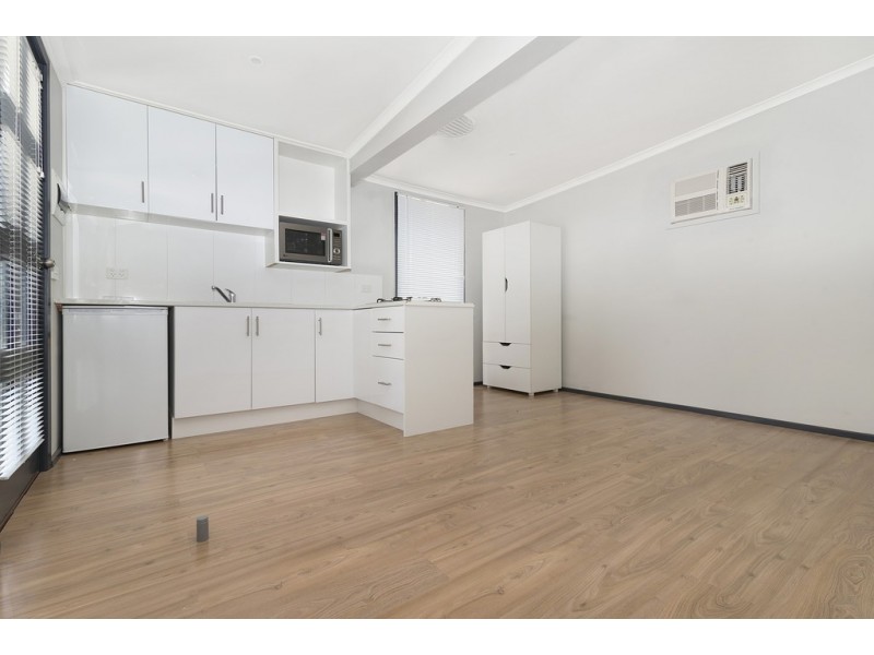 177 St Aidans Rd, Kennington VIC 3550