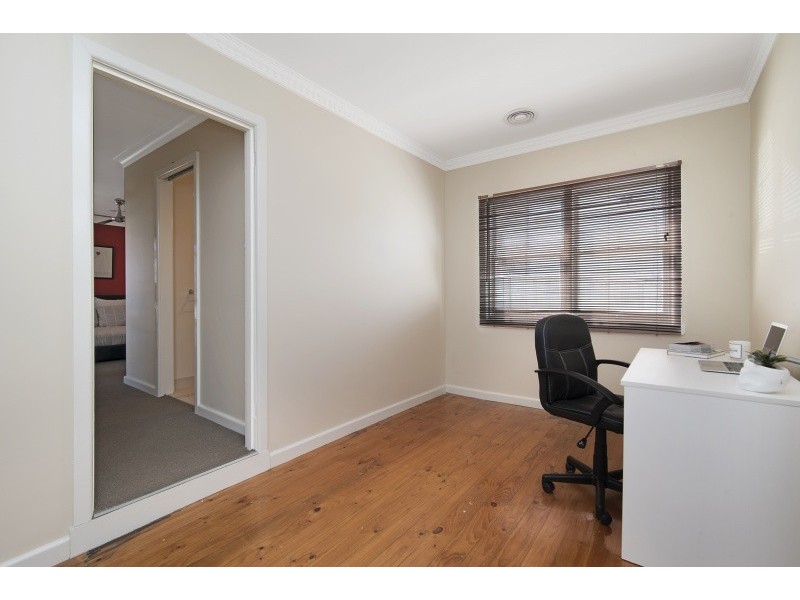 18 Moray Crescent, North Bendigo VIC 3550