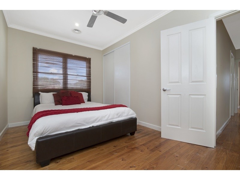 18 Moray Crescent, North Bendigo VIC 3550