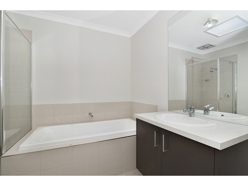 13 Gladeville Drive,, Eaglehawk VIC 3556