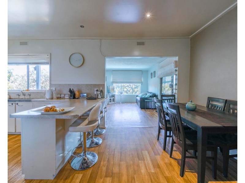 14 Illingworth Street, Golden Square VIC 3555