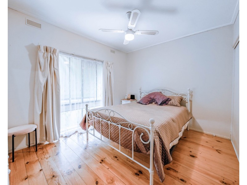 14 Illingworth Street, Golden Square VIC 3555