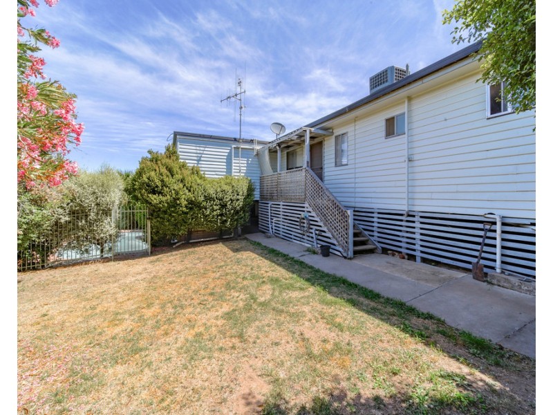 14 Illingworth Street, Golden Square VIC 3555