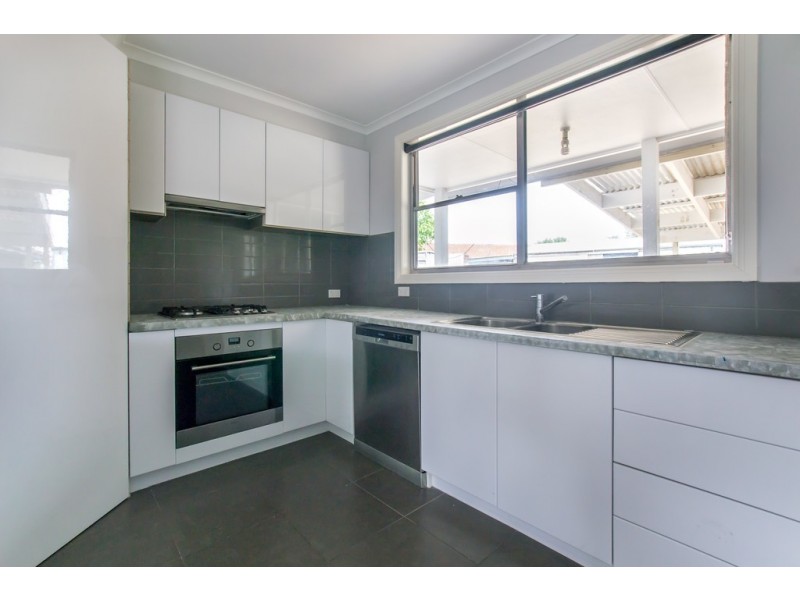 12 Truscott Avenue, California Gully VIC 3556