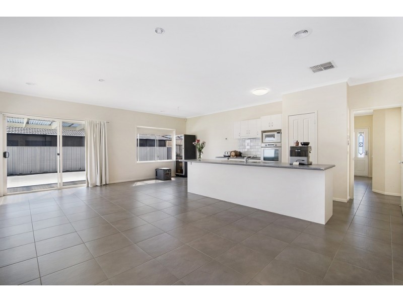 53 Goynes Rd, Epsom VIC 3551