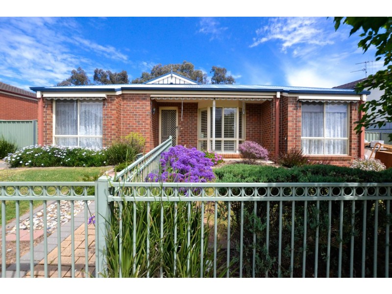 10 The Terrace, Kennington VIC 3550