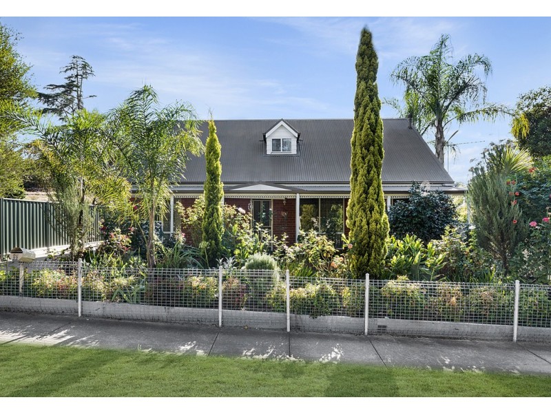 22 Holmes Rd, Bendigo VIC 3550
