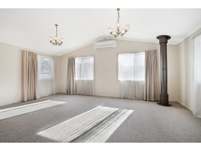 22 Holmes Rd, Bendigo VIC 3550