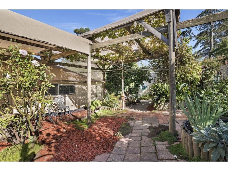 22 Holmes Rd, Bendigo VIC 3550