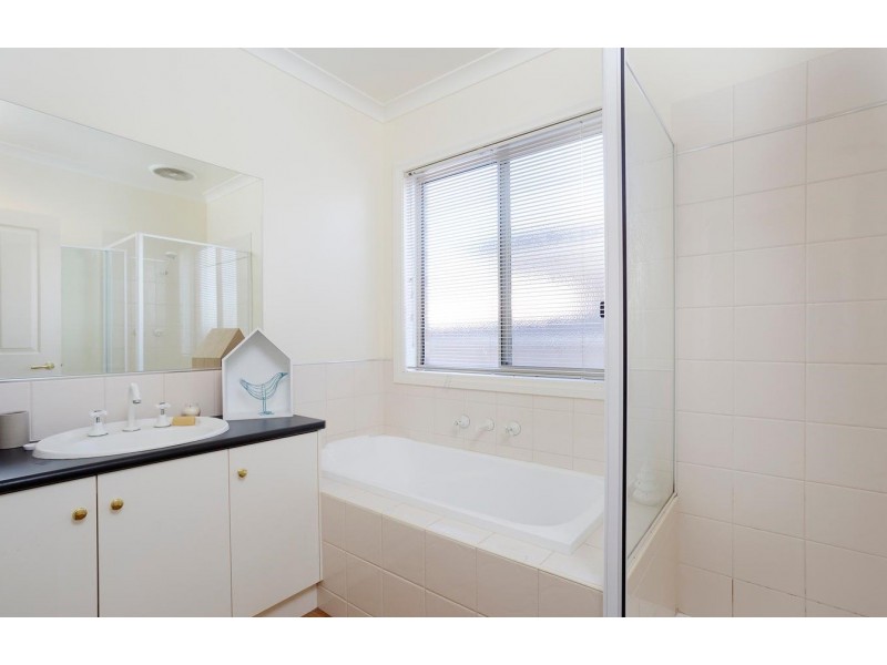 3/19 Holmes Road, Long Gully VIC 3550