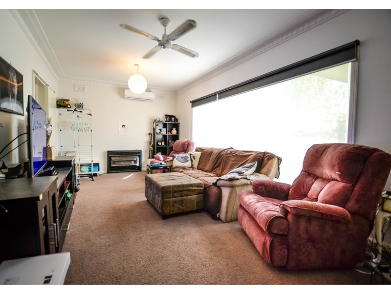 4 Nicholls Court, White Hills VIC 3550