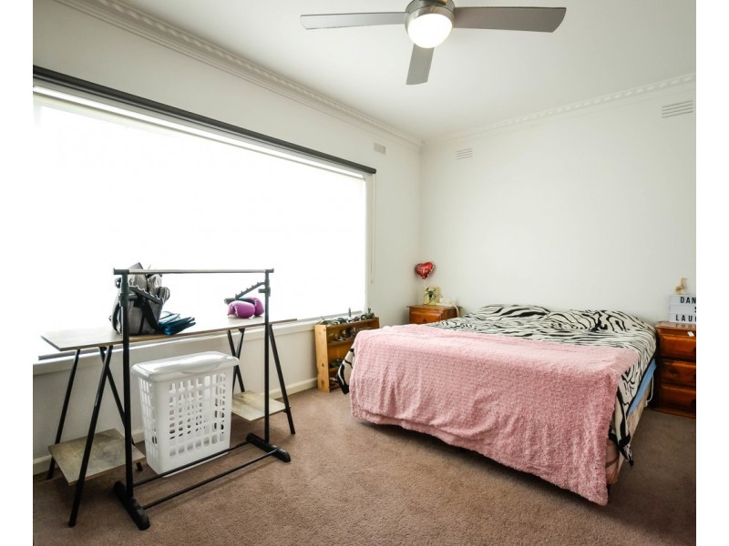 4 Nicholls Court, White Hills VIC 3550