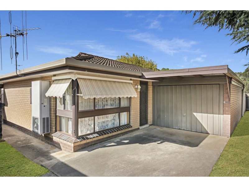 4/5 Carpenter Street, Kangaroo Flat VIC 3555