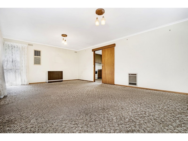 4/5 Carpenter Street, Kangaroo Flat VIC 3555