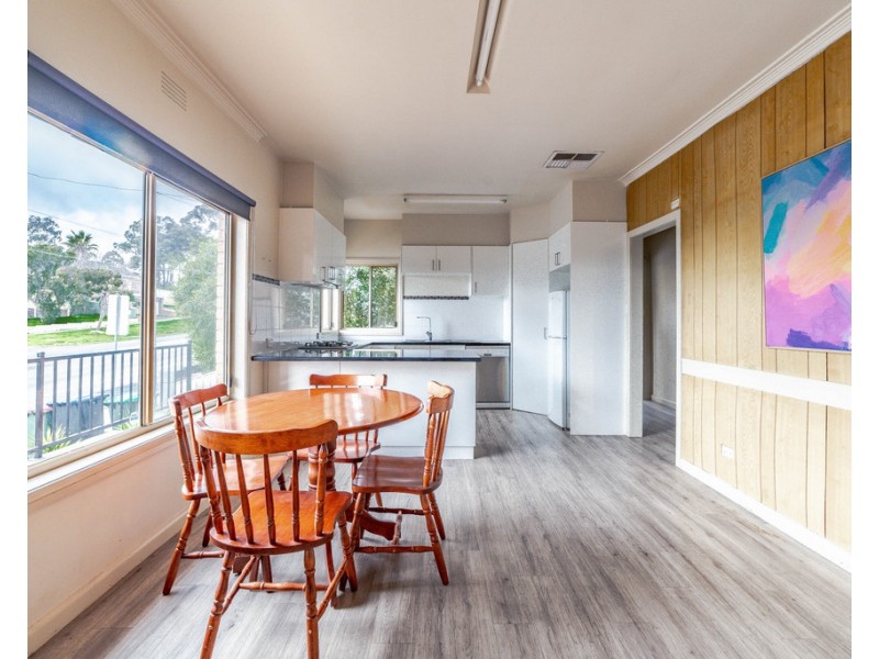 43 Holmes Road, North Bendigo VIC 3550