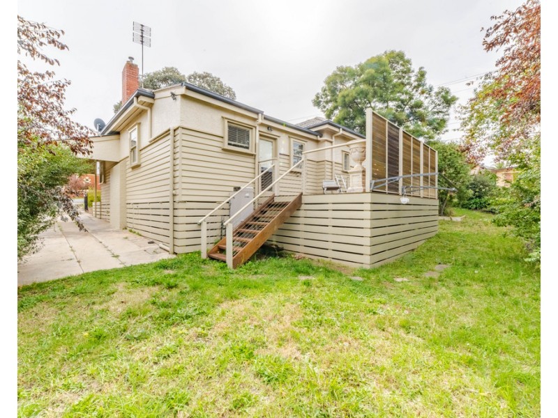 38 Russell Street, Quarry Hill VIC 3550