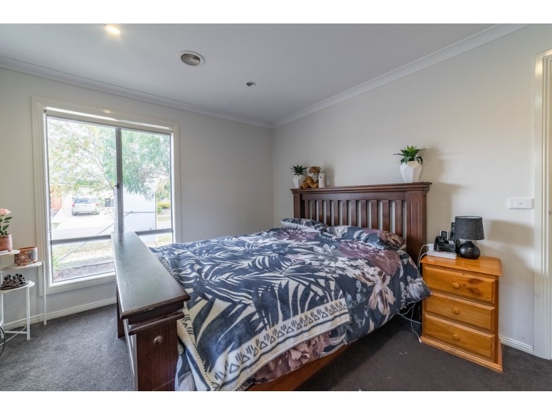 5 Saltbush Street, Jackass Flat VIC 3556