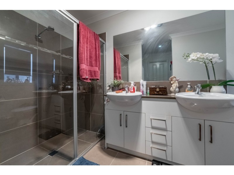 5 Saltbush Street, Jackass Flat VIC 3556