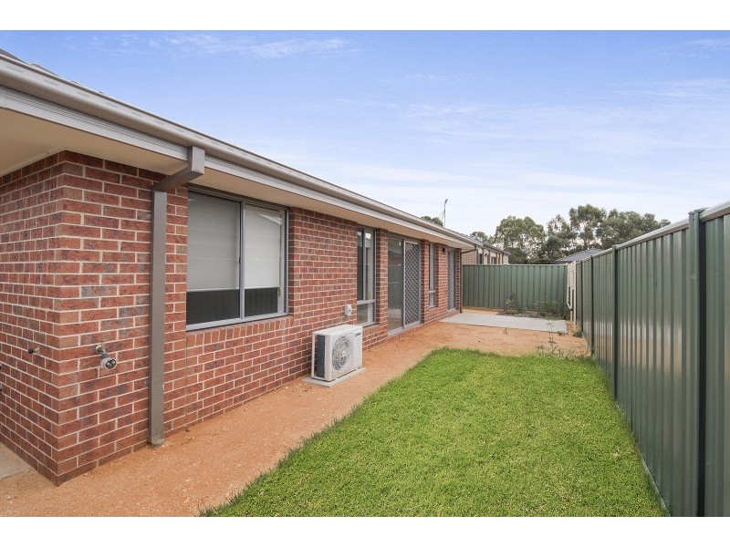 16 Diva Way, Huntly VIC 3551