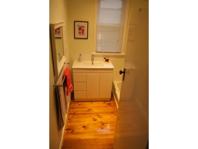 17 Drechsler Street, Flora Hill VIC 3550