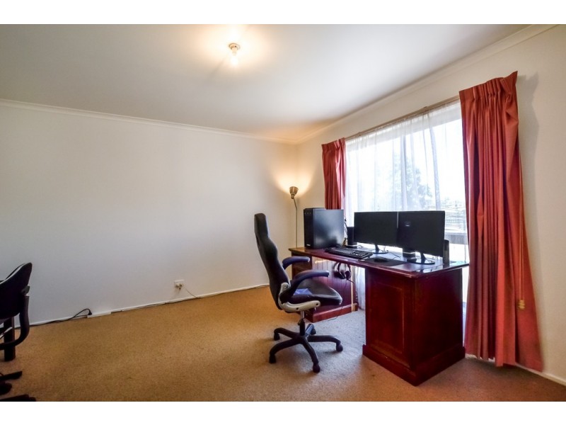 45 Mockridge Drive, Kangaroo Flat VIC 3555