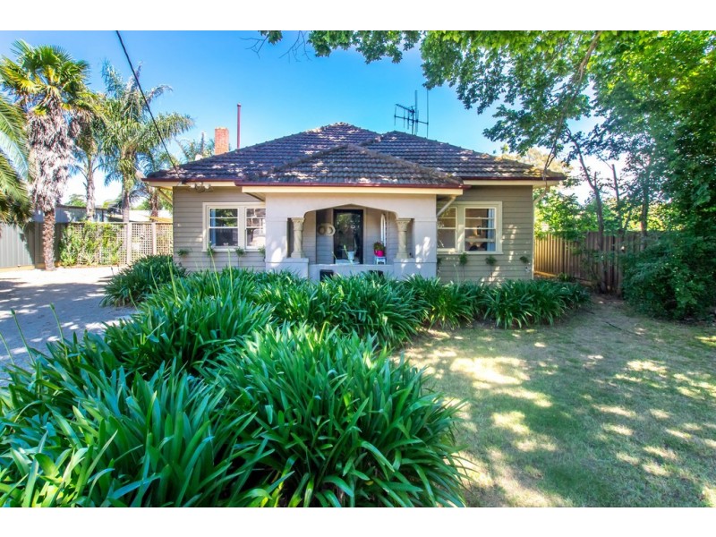 472 High Street, Golden Square VIC 3555