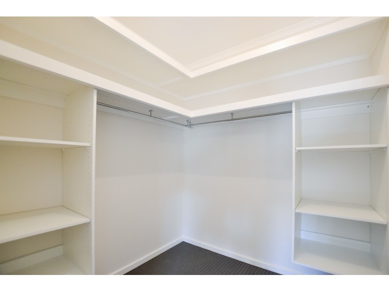 14 Rothchild Close, Epsom VIC 3551