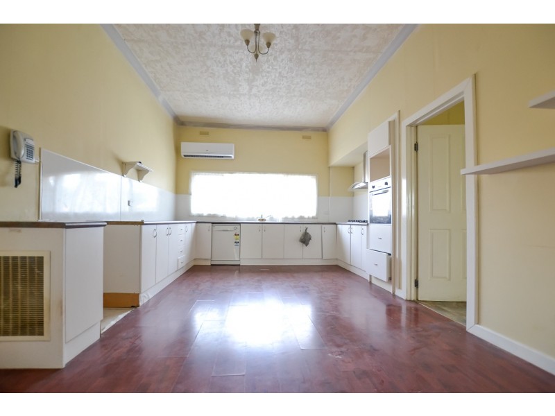 162 Neale Street, Flora Hill VIC 3550