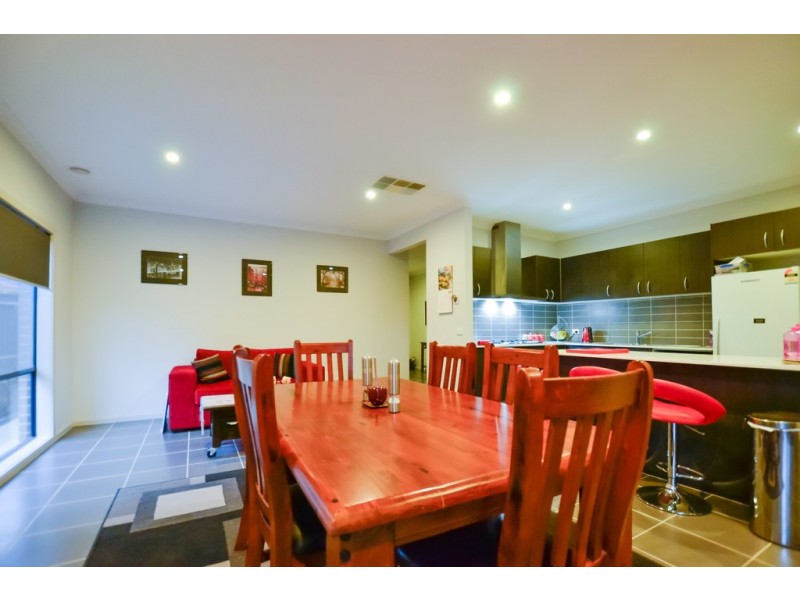 55 Greenfield Drive, Epsom VIC 3551