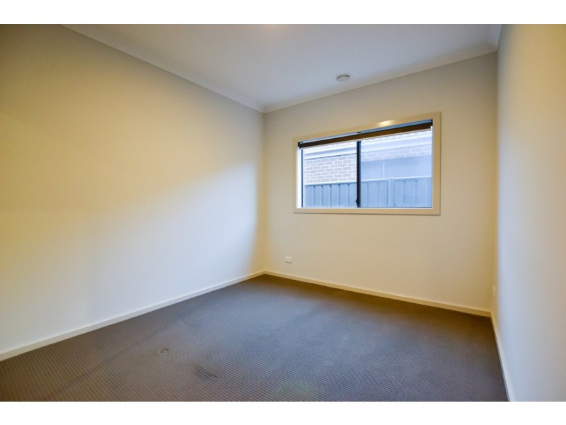 55 Greenfield Drive, Epsom VIC 3551