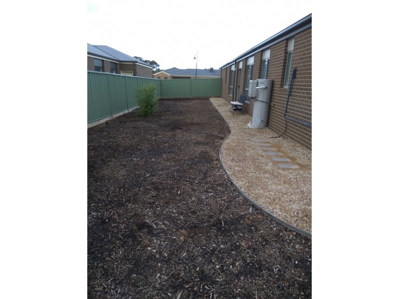 29 Greenfield Drive, Epsom VIC 3551