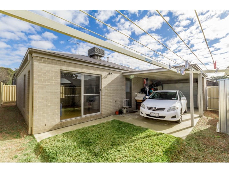 3/18A Emmett Street, Golden Square VIC 3555