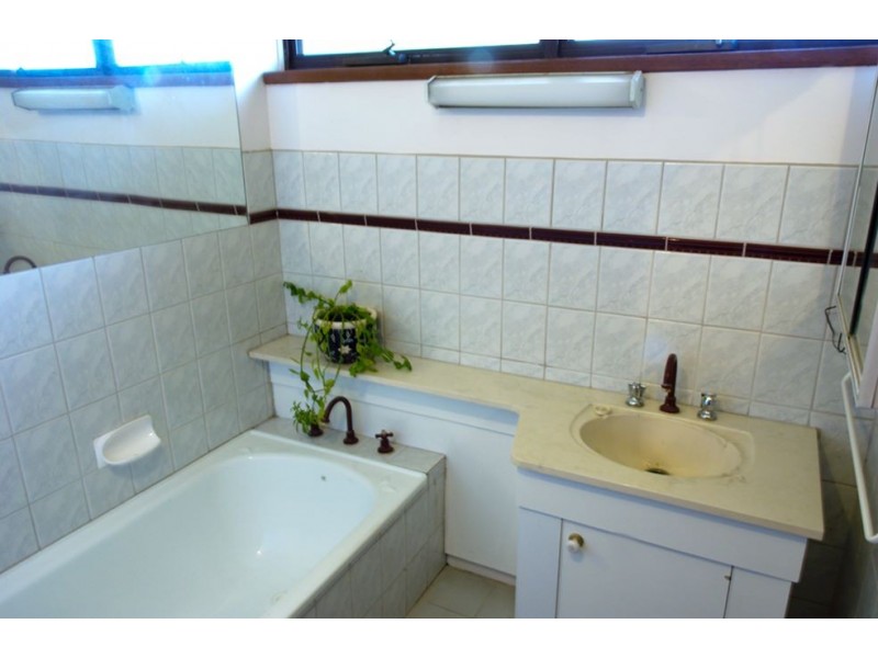 28 Duncan Street, Long Gully VIC 3550