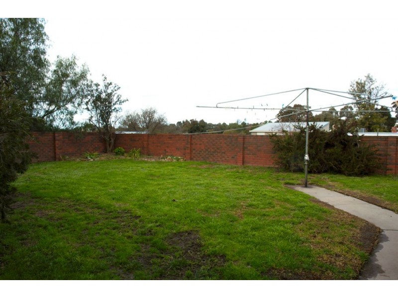 28 Duncan Street, Long Gully VIC 3550