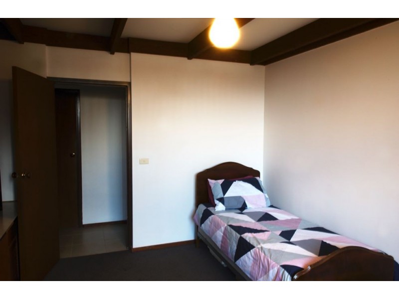 28 Duncan Street, Long Gully VIC 3550