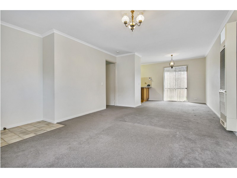 2/16 Wade Street, Golden Square VIC 3555