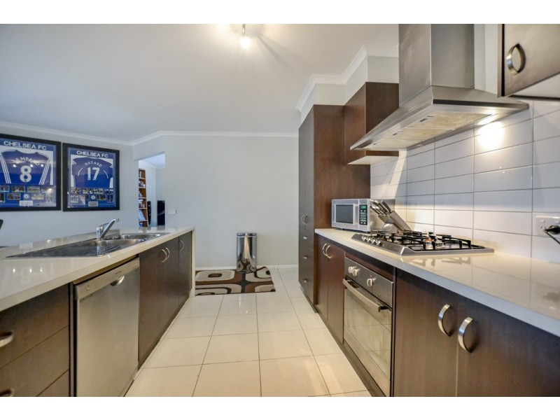 25 Westwood Drive, California Gully VIC 3556