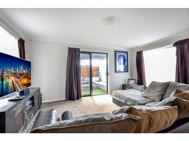 25 Westwood Drive, California Gully VIC 3556