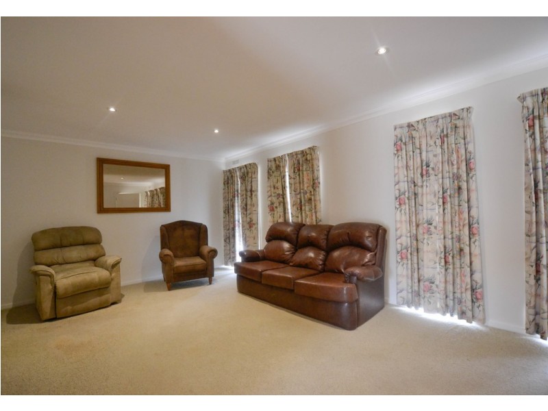 3 Masefield Street, Spring Gully VIC 3550