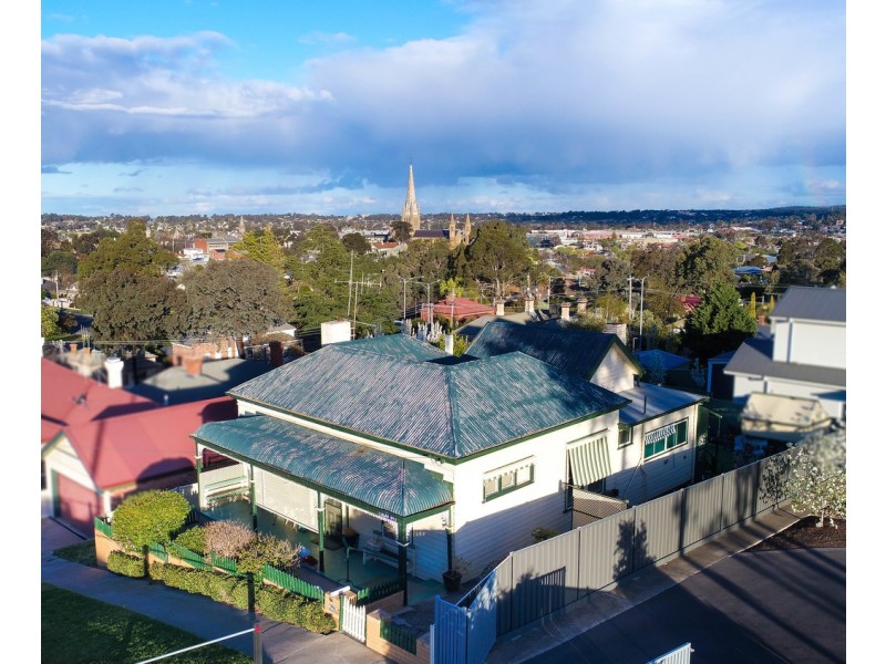 9 Lilac Street, Ironbark VIC 3550