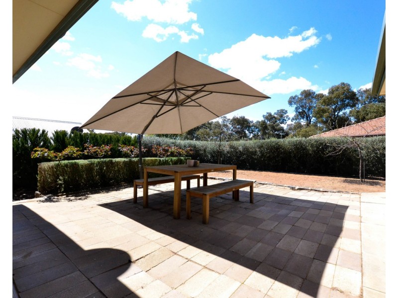 9 Albert Avenue, Strathdale VIC 3550