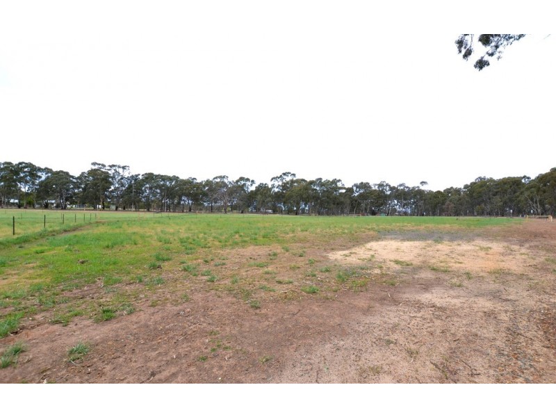 150047 Pechell St, Axedale VIC 3551