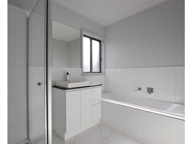 18 Coomoora Circuit, Strathfieldsaye VIC 3551