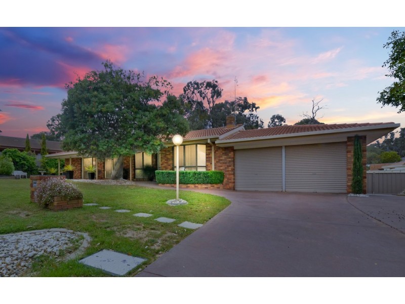 13 Yeramba Close, Strathdale VIC 3550